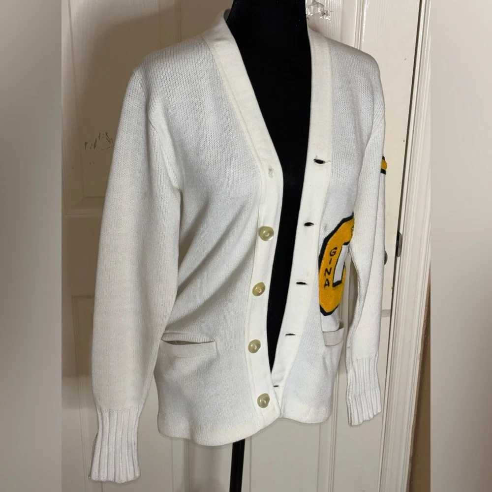 Vintage Late 60s - 70s Sand Knit Letter C Knit Letterman Cardigan Sweater Small​ - Picture 2 of 9